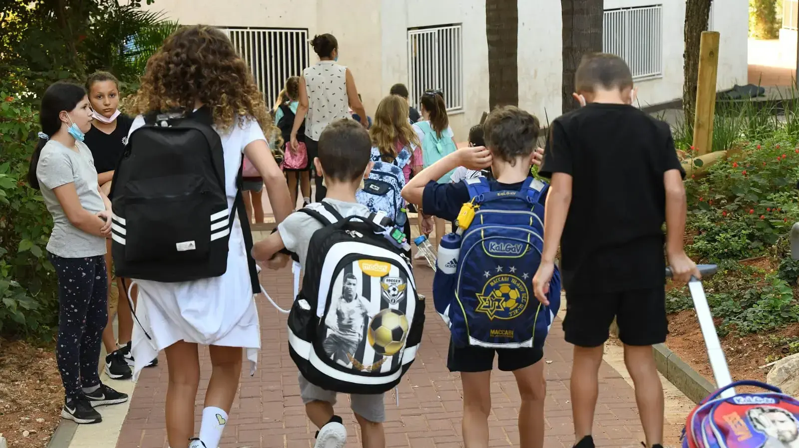 חזרת תלמידים ללימודים, בי"ס רמת החייל 30.9.2021