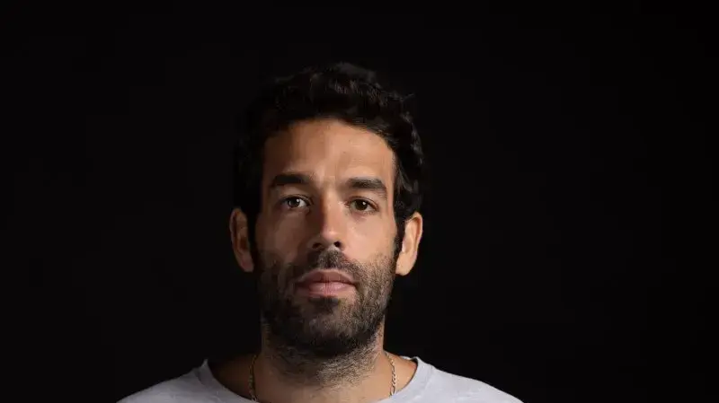 רביד פלוטניק רביד פלוטניק