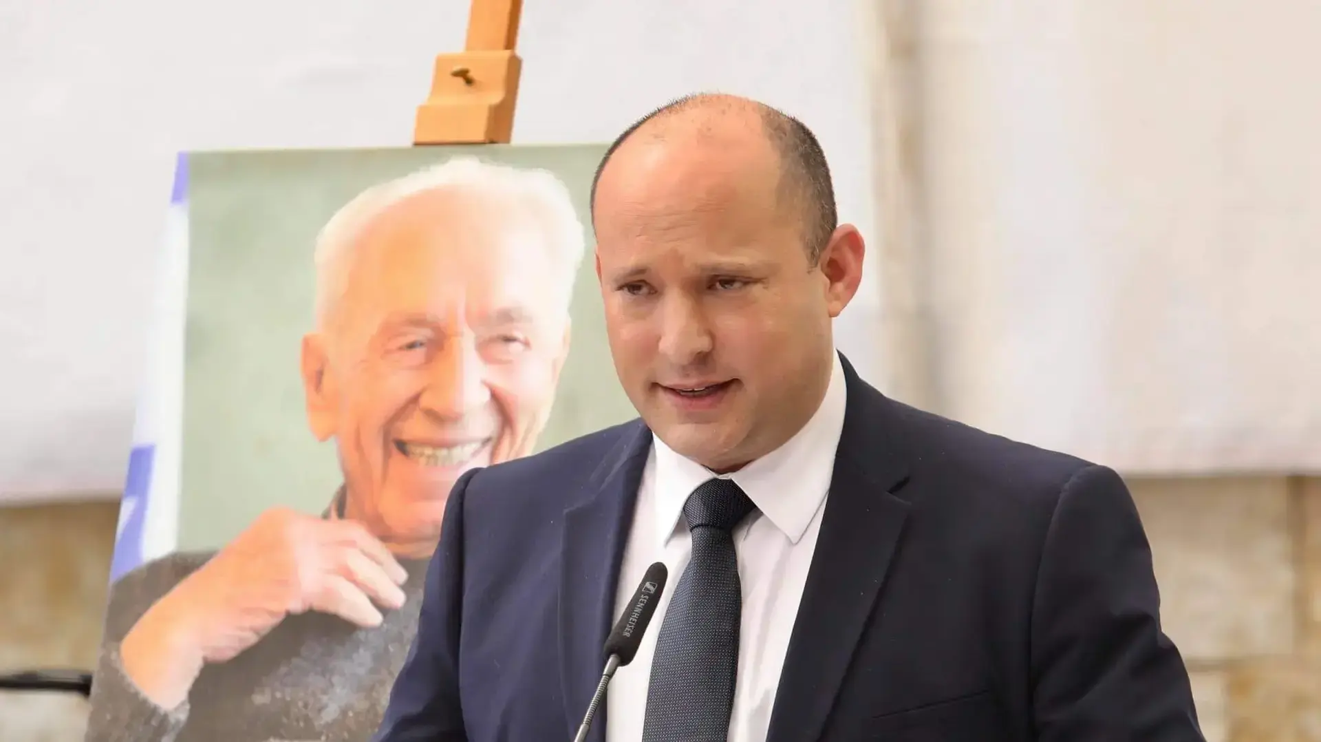 רה"מ, נפתלי בנט במהלך אזכרה במלאת חמש שנים למותו של שמעון פרס. הר הרצל, ירושלים 4 באוקטבור 2021 רה"מ, נפתלי בנט במהלך אזכרה במלאת חמש שנים למותו של שמעון פרס. הר הרצל, ירושלים 4 באוקטבור 2021