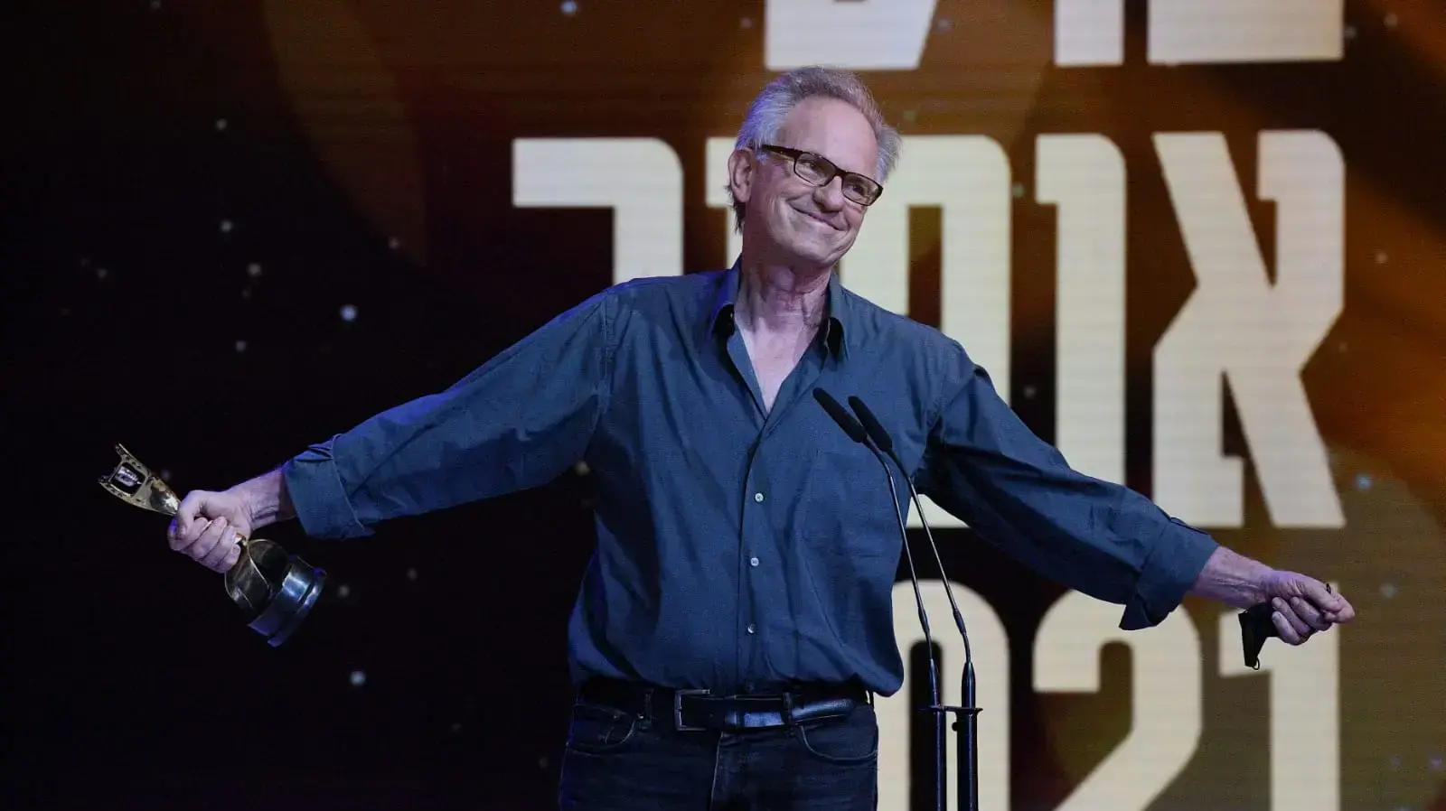 אבי נשר בטקס פרסי אופיר 5 באוקטובר 2021 אבי נשר בטקס פרסי אופיר 5 באוקטובר 2021