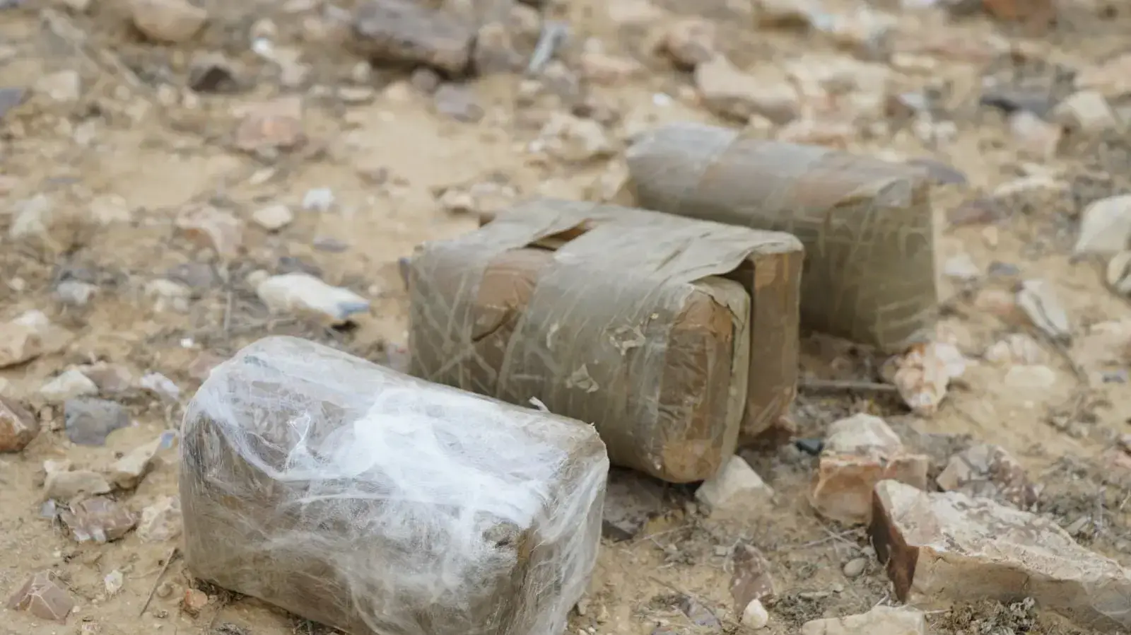 מבצע של יחידת יואב של משטרת ישראל לתפיסת סמים ונשק בפזורה הבדואית, 6 באוקטובר 2021 מבצע של יחידת יואב של משטרת ישראל לתפיסת סמים ונשק בפזורה הבדואית, 6 באוקטובר 2021