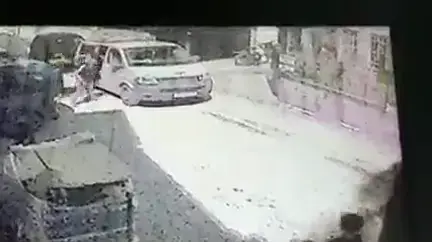 תיעוד: מסתערבים עוצרים מבוקש באמצע הרחוב בג'נין 
6.10.21