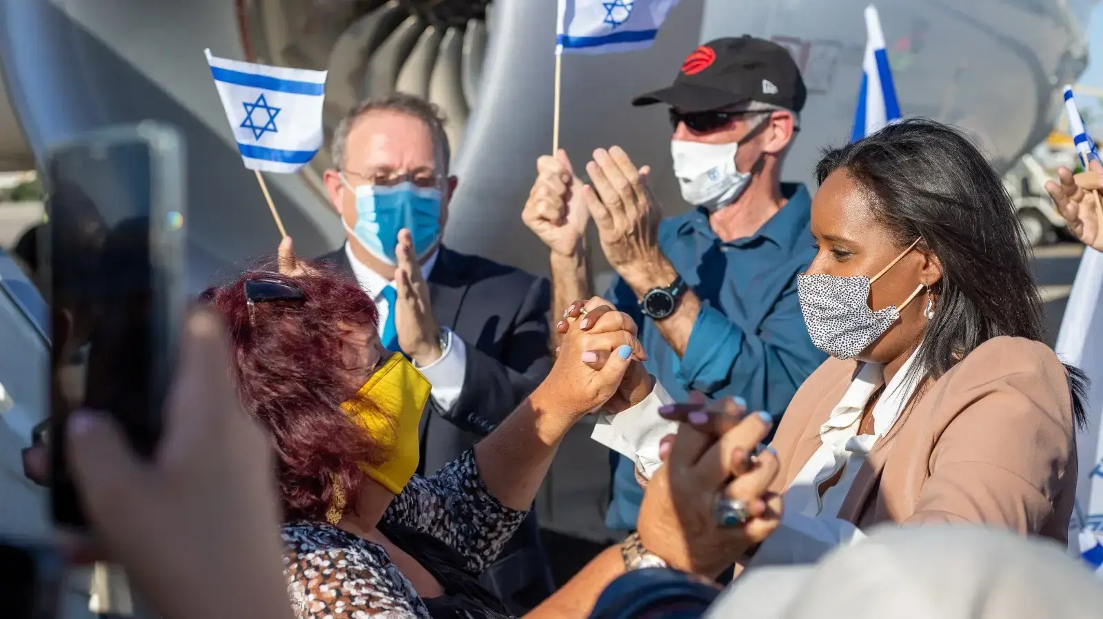 שרת העלייה והקליטה פנינה תמנו שטה עם עולים חדשים לישראל, 10 באוקטובר 2021 שרת העלייה והקליטה פנינה תמנו שטה עם עולים חדשים לישראל, 10 באוקטובר 2021