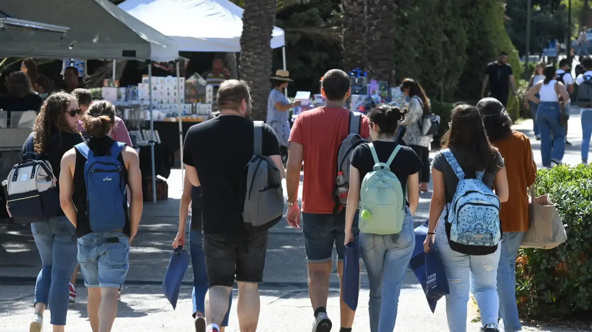 סטודנטים בפתיחת שנת הלימודים האקדמית, אוניברסיטת תל אביב,10 באוקטובר 2021