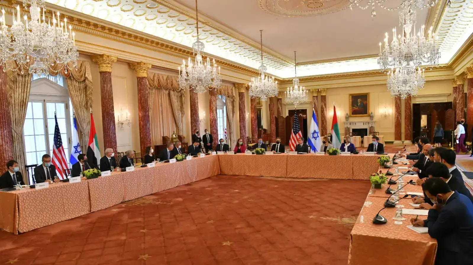 פגישה טרילטרלית של שר החוץ האמריקני, אנתוני בלינקן, שר החוץ של איחוד האמירויות, עבדאללה בן זיאד, ושר החוץ, יאיר לפיר בוושינגטון 13 באוקטובר 2021 פגישה טרילטרלית של שר החוץ האמריקני, אנתוני בלינקן, שר החוץ של איחוד האמירויות, עבדאללה בן זיאד, ושר החוץ, יאיר לפיר בוושינגטון 13 באוקטובר 2021