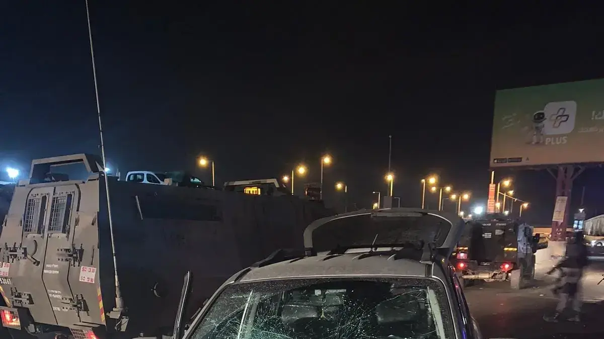 לוחם מג"ב נפצע בינוני בפיגוע דריסה סמוך לקלנדיה, המחבל נעצר, 14 באוקטובר 2021 לוחם מג"ב נפצע בינוני בפיגוע דריסה סמוך לקלנדיה, המחבל נעצר, 14 באוקטובר 2021