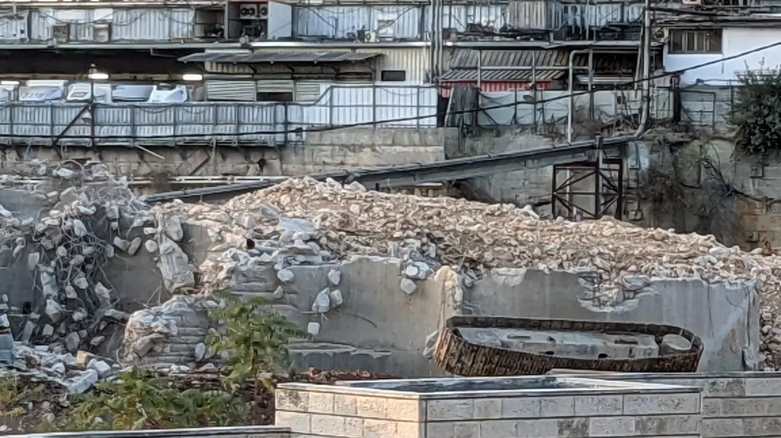 מבנה טחנת הקמח בירושלים קרס, 14 באוקטובר 2021 מבנה טחנת הקמח בירושלים קרס, 14 באוקטובר 2021