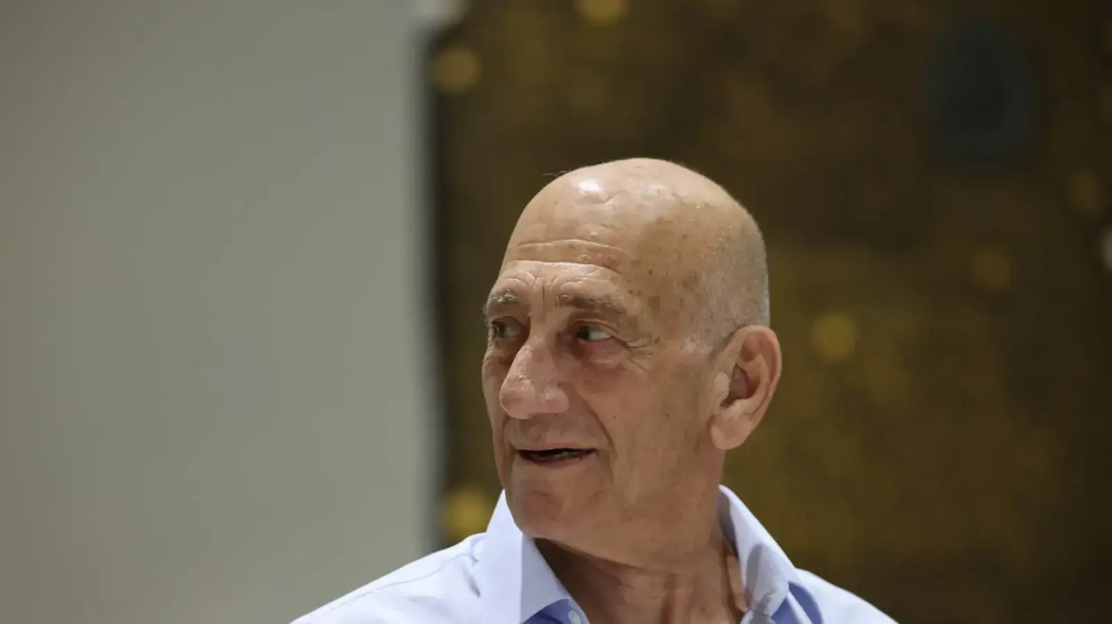 אהוד אולמרט בטקס האזכרה הממלכתי ״נר יצחק״, במעמד נשיא המדינה ונציגי משפחת רבין, בבית הנשיא, 18 באוקטובר 2021