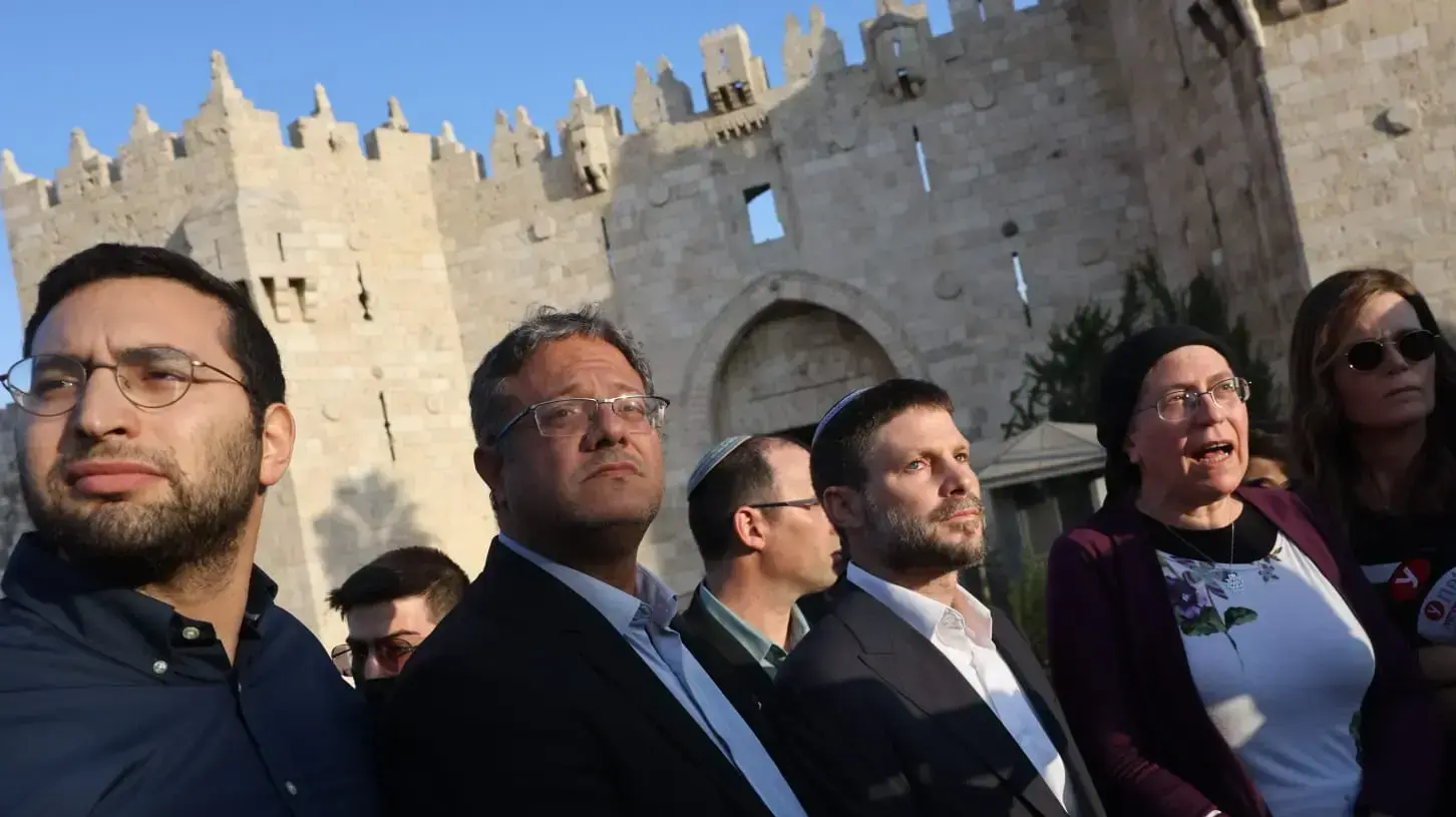 ח"כ סמוטריץ וח"כ בן גביר עם הגעתם לשער שכם 20 באוקטובר 2021 ח"כ סמוטריץ וח"כ בן גביר עם הגעתם לשער שכם 20 באוקטובר 2021