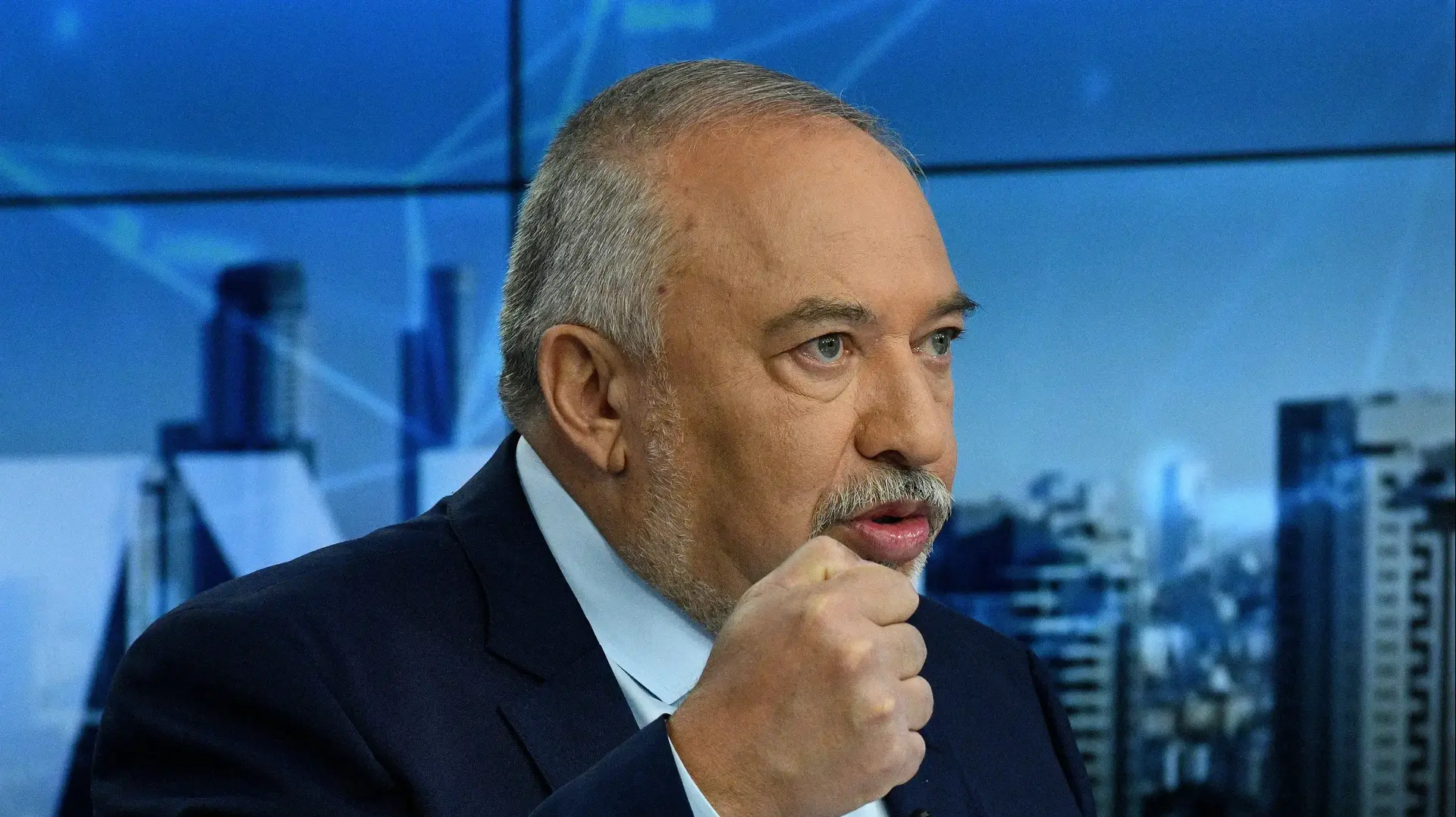 שר האוצר אביגדור ליברמן בראיון באולפן וואלה!, 21 באוקטובר 2021 שר האוצר אביגדור ליברמן בראיון באולפן וואלה!, 21 באוקטובר 2021