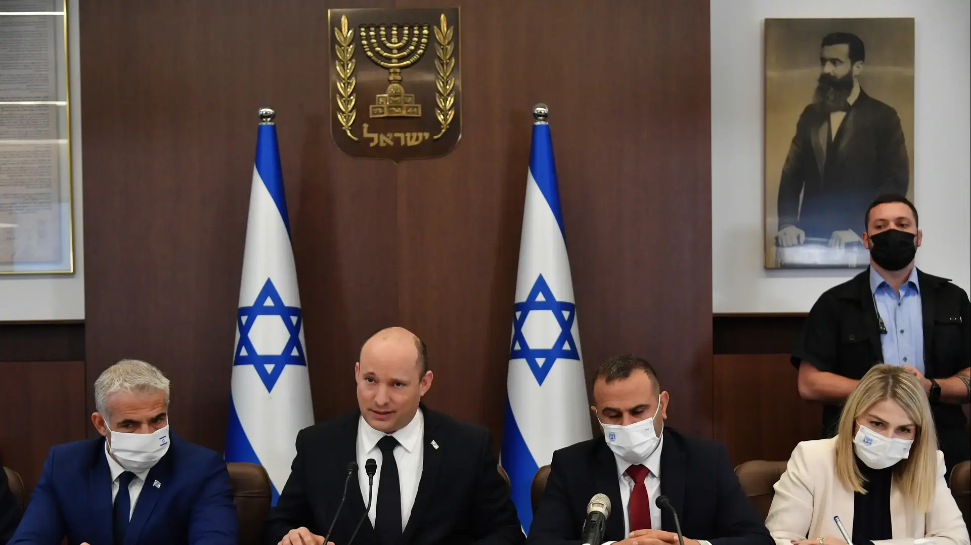 ראש הממשלה נפתלי בנט בישיבת הממשלה, 24 באוקטובר 2021 ראש הממשלה נפתלי בנט בישיבת הממשלה, 24 באוקטובר 2021