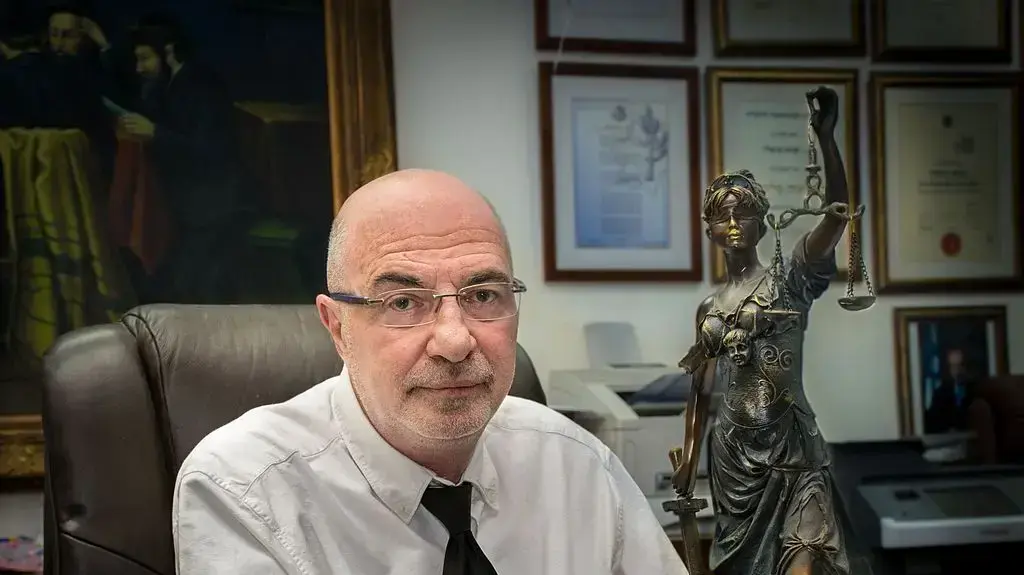 עו"ד פישלר עו"ד פישלר