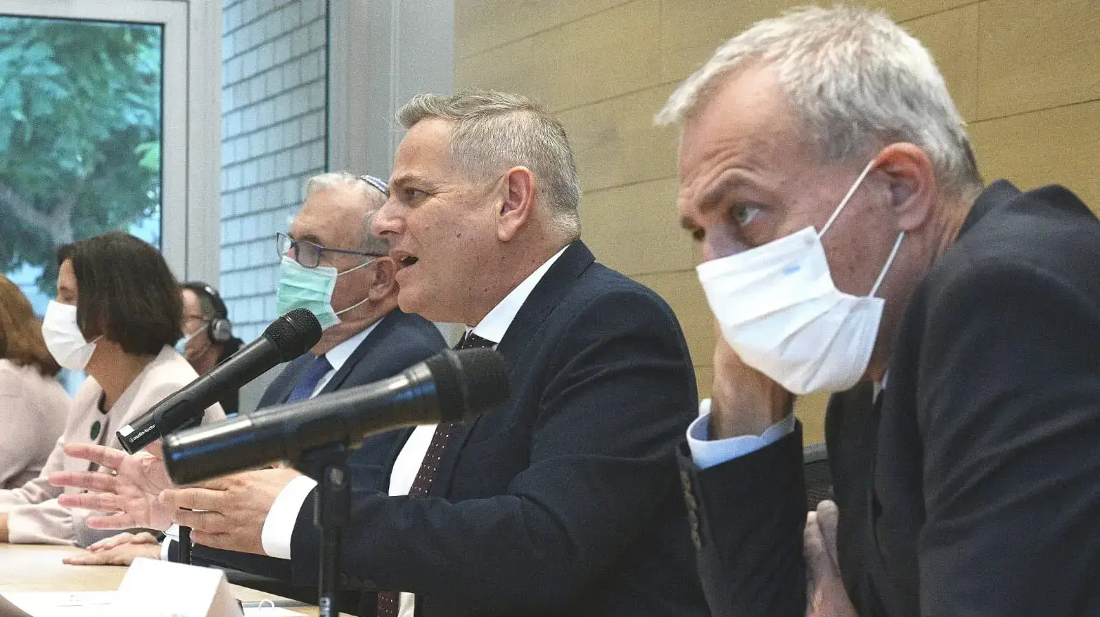ישיבת סל התרופות | שר הבריאות, ניצן הורביץ בפתח הפגישה 24 באוקטובר 2021 ישיבת סל התרופות | שר הבריאות, ניצן הורביץ בפתח הפגישה 24 באוקטובר 2021