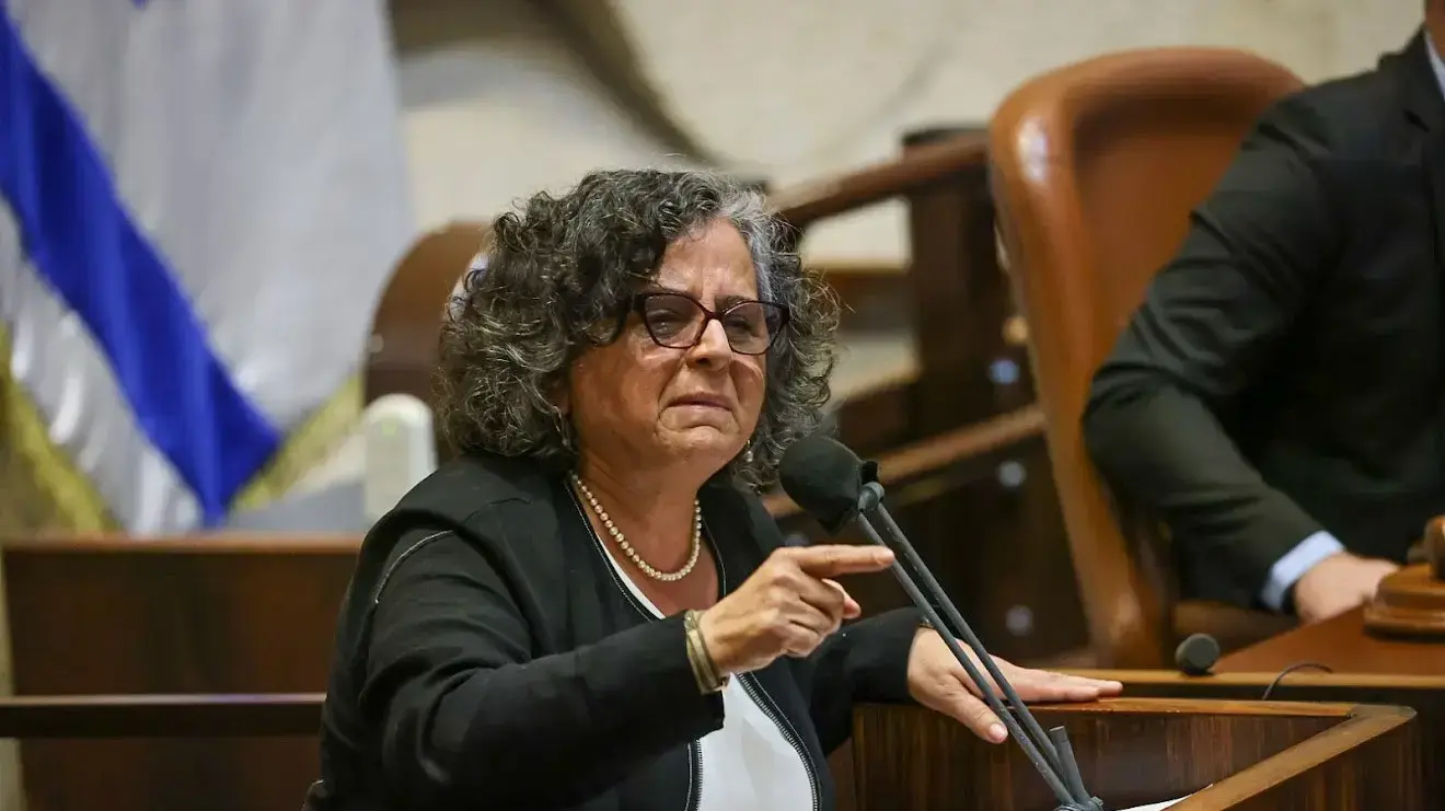 עיאדה תומא סלימאן בדיון על טבח כפר קאסם במליאת הכנסת, 27 באוקטובר 2021 עיאדה תומא סלימאן בדיון על טבח כפר קאסם במליאת הכנסת, 27 באוקטובר 2021