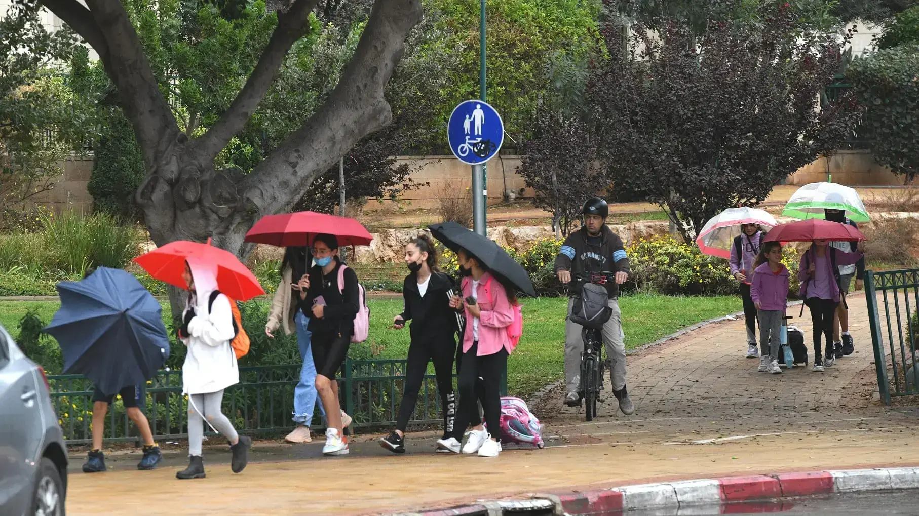 גשם בפתח תקווה, 31 באוקטובר 2021 גשם בפתח תקווה, 31 באוקטובר 2021
