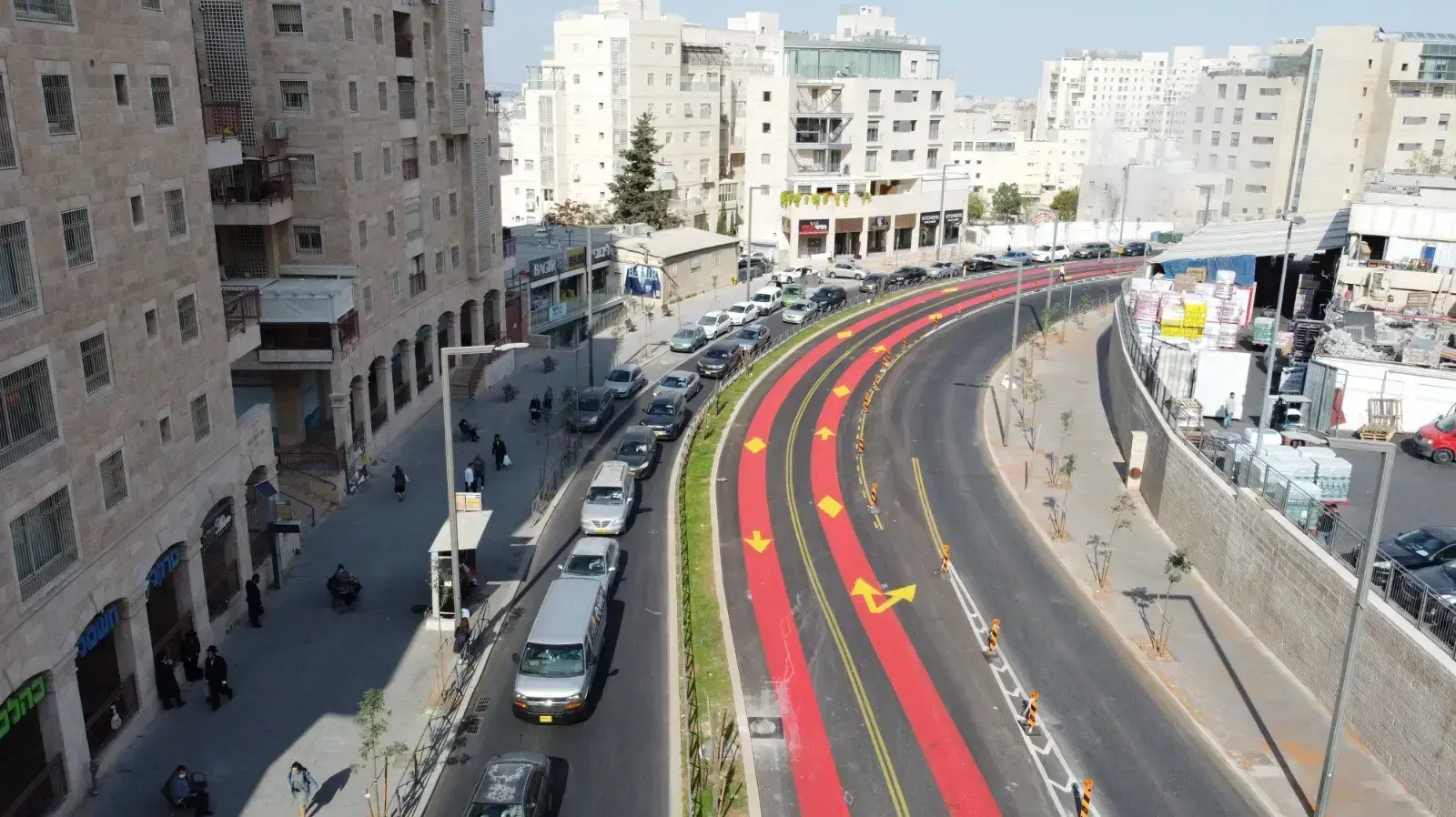 מסלול תחבורה ציבורית (מת"צ) בציר ירמיהו בירושלים, 4 בנובמבר 2021 מסלול תחבורה ציבורית (מת"צ) בציר ירמיהו בירושלים, 4 בנובמבר 2021