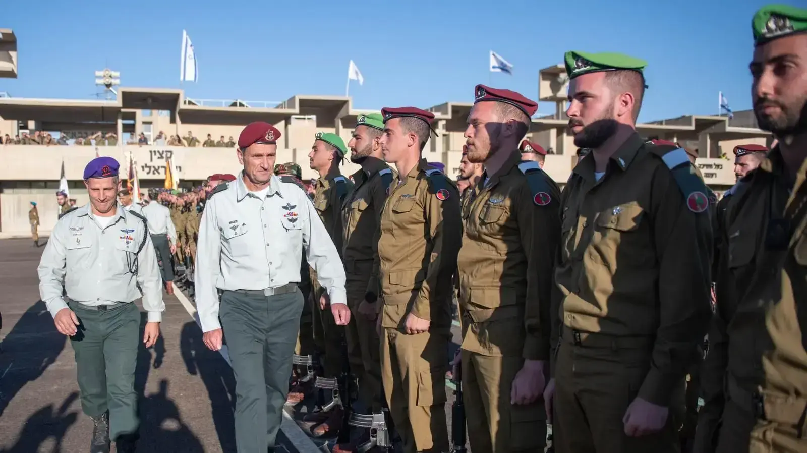טקס סיום קורס הקצינים הקרביים ביבשה 4 בנובמבר 2021
טקס סיום קורס הקצינים הקרביים ביבשה 4 בנובמבר 2021