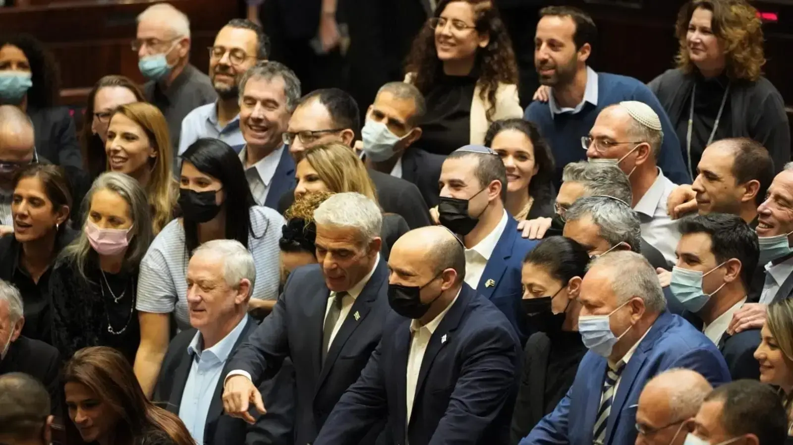 חגיגות לאחר העברת תקציב המדינה לשנת 2022, 5 בנובמבר 2021 חגיגות לאחר העברת תקציב המדינה לשנת 2022, 5 בנובמבר 2021