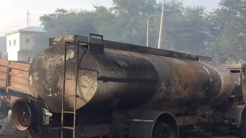 פיצוץ מכלית דלק בפריטאון, סיירה לאון, 6 בנובמבר 2021 פיצוץ מכלית דלק בפריטאון, סיירה לאון, 6 בנובמבר 2021