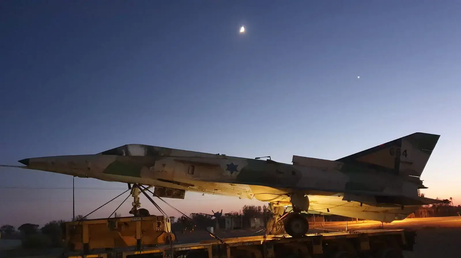 מבצע העברתו של מטוס כפיר ממוזיאון חיל האויר בחצרים לקיבוץ עין חרוד איחוד מבצע העברתו של מטוס כפיר ממוזיאון חיל האויר בחצרים לקיבוץ עין חרוד איחוד