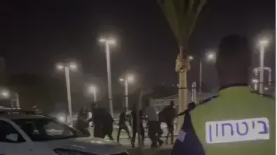 קטטה בפתח בית החולים סורוקה, שניים נפצעו קטטה בפתח בית החולים סורוקה, שניים נפצעו