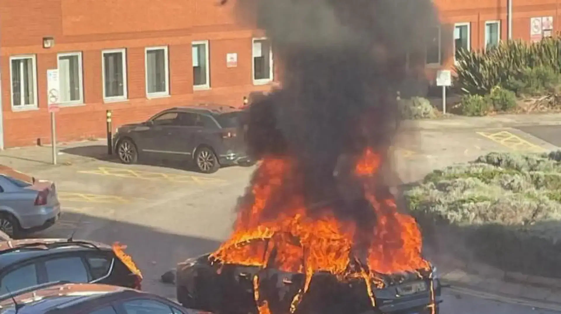 A taxi is engulfed in flames after explosion outside Liverpool Women\'s Hospital in England, United Kingdom, on Sunday Nov 14, 2021, left a passenger dead and the driver injured. The vehicle exploded outside the hospital at 11am on Sunday morning, killing the passenger and injuring the driver. Witnesses reported hearing a loud bang before seeing a taxi on fire in the car park. Flames engulfed the car at 10.59am as the country was preparing to fall silent for Remembrance Sunday commemorations. T A taxi is engulfed in flames after explosion outside Liverpool Women\'s Hospital in England, United Kingdom, on Sunday Nov 14, 2021, left a passenger dead and the driver injured. The vehicle exploded outside the hospital at 11am on Sunday morning, killing the passenger and injuring the driver. Witnesses reported hearing a loud bang before seeing a taxi on fire in the car park. Flames engulfed the car at 10.59am as the country was preparing to fall silent for Remembrance Sunday commemorations. T