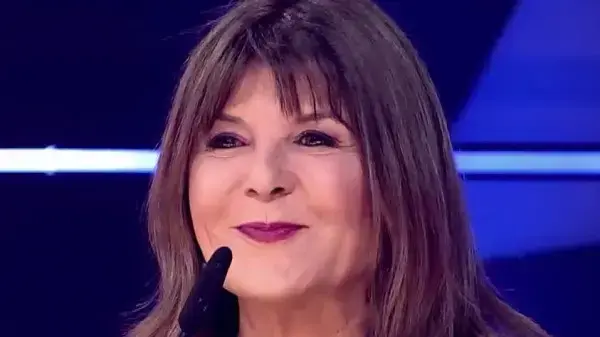 הזמר במסכה, רינה מצליח הזמר במסכה, רינה מצליח