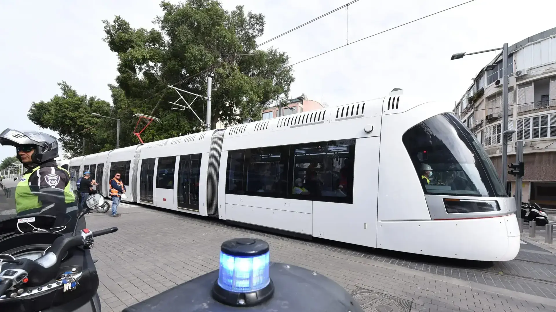 נסיעה בקו האדום של הרכבת הקלה 22 בנובמבר 2021 נסיעה בקו האדום של הרכבת הקלה 22 בנובמבר 2021