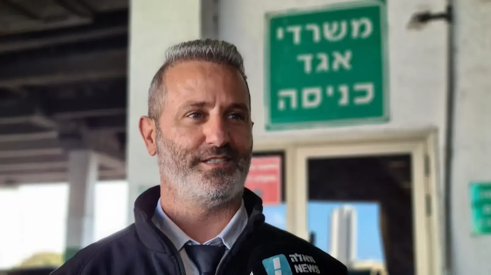 מורדי אוקנין חזר לעבודתו כנהג אוטובוס אגד, 2 בדצמבר 2021 מורדי אוקנין חזר לעבודתו כנהג אוטובוס אגד, 2 בדצמבר 2021