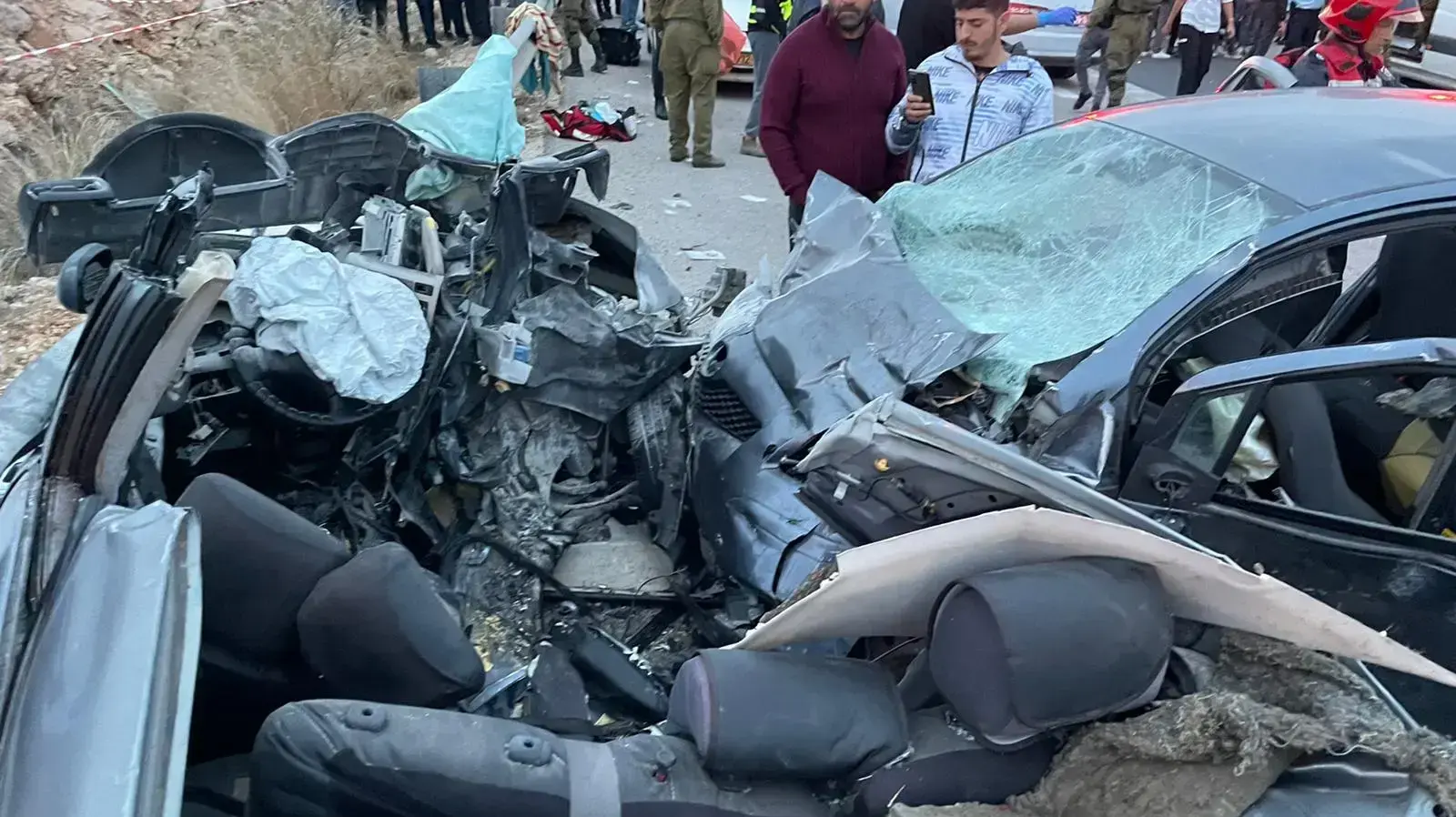 זירת התאונה סמוך לבנימין 3 בדצמבר 2021 זירת התאונה סמוך לבנימין 3 בדצמבר 2021