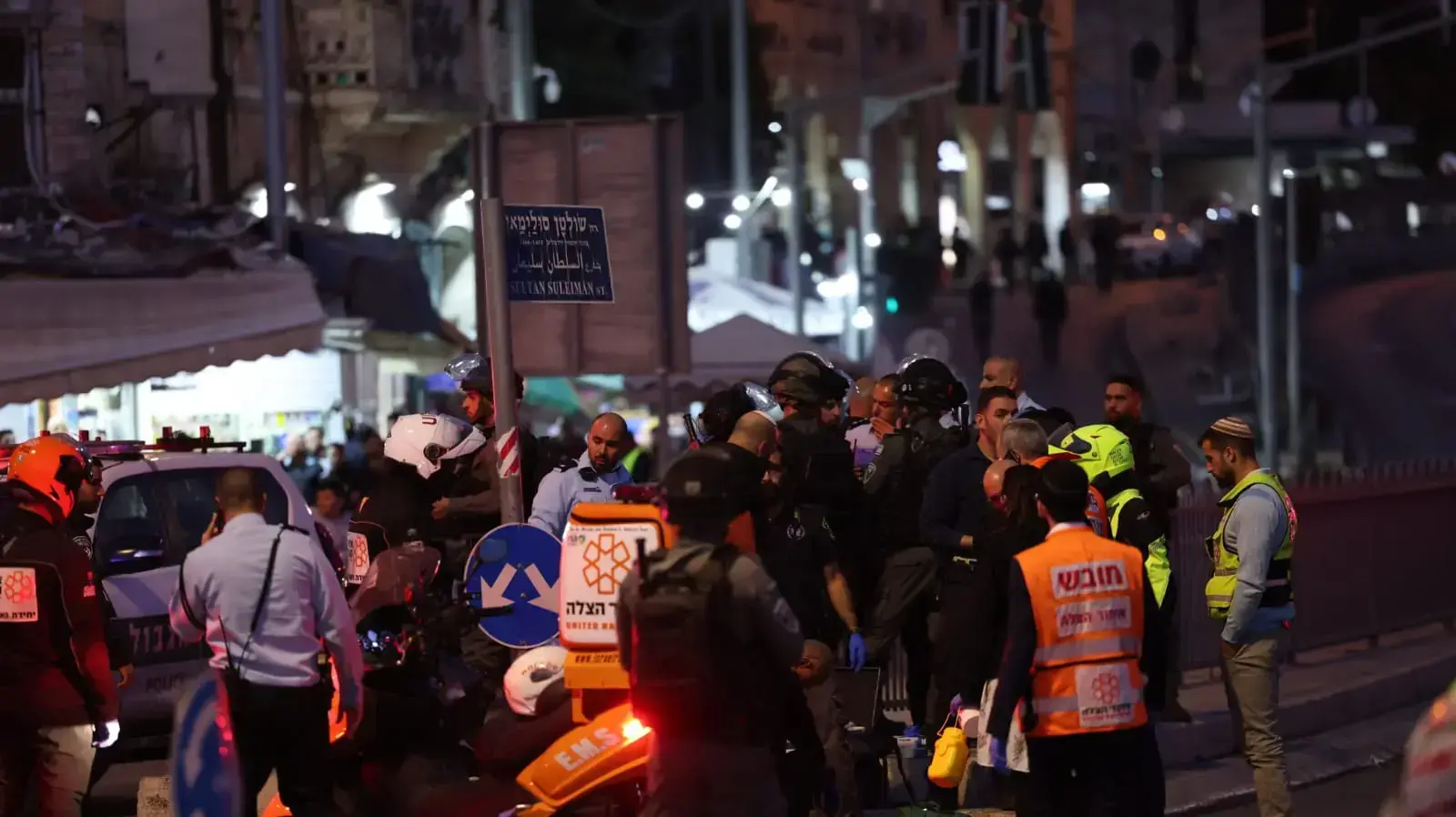פיגוע דקירה בשער שכם. 4 בדצמבר 2021 פיגוע דקירה בשער שכם. 4 בדצמבר 2021