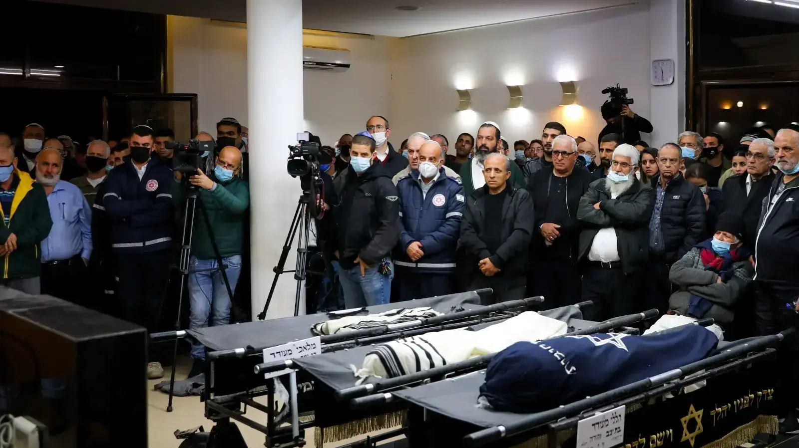 לווייתם של הללי וטוב ראי מעודד שנהרגו בתאונה בבנימין, 4 בדצמבר 2021 לווייתם של הללי וטוב ראי מעודד שנהרגו בתאונה בבנימין, 4 בדצמבר 2021