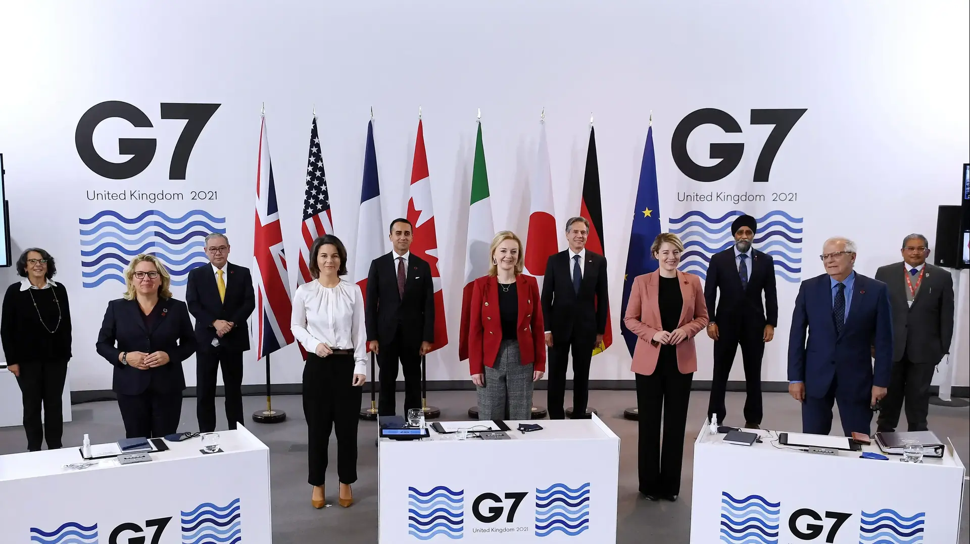 שרי החוץ של מדינות G7 במהלך פסגה בליברפול, בריטניה, 12 בדצמבר 2021 שרי החוץ של מדינות G7 במהלך פסגה בליברפול, בריטניה, 12 בדצמבר 2021