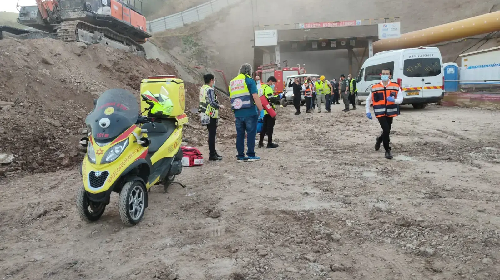 שריפה במנהרה בבנייה סמוך לצומת כוכב הירדן, 13 בדצמבר 2021 שריפה במנהרה בבנייה סמוך לצומת כוכב הירדן, 13 בדצמבר 2021