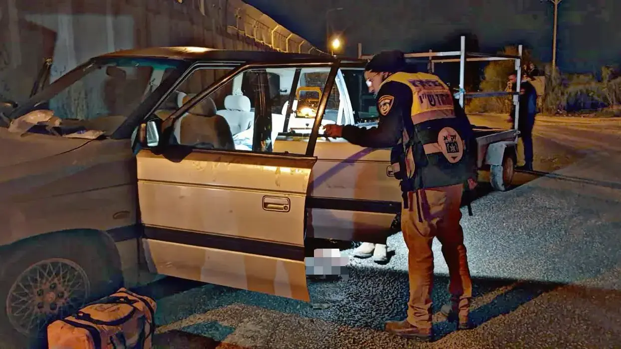 זירת פיגוע בכניסה ליישוב חומש 16 בדצמבר 2021 זירת פיגוע בכניסה ליישוב חומש 16 בדצמבר 2021