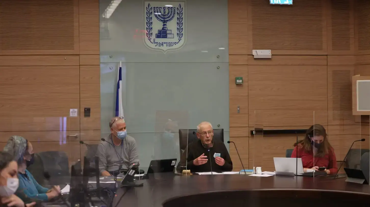 ועדת החוקה | הוספת איחוד האמירויות, אירלנד, נורבגיה, ספרד, פינלנד, צרפת ושבדיה לרשימת המדינות האדומות שהיציאה אליהן נאסרה 19 בדצמבר 2021 ועדת החוקה | הוספת איחוד האמירויות, אירלנד, נורבגיה, ספרד, פינלנד, צרפת ושבדיה לרשימת המדינות האדומות שהיציאה אליהן נאסרה 19 בדצמבר 2021