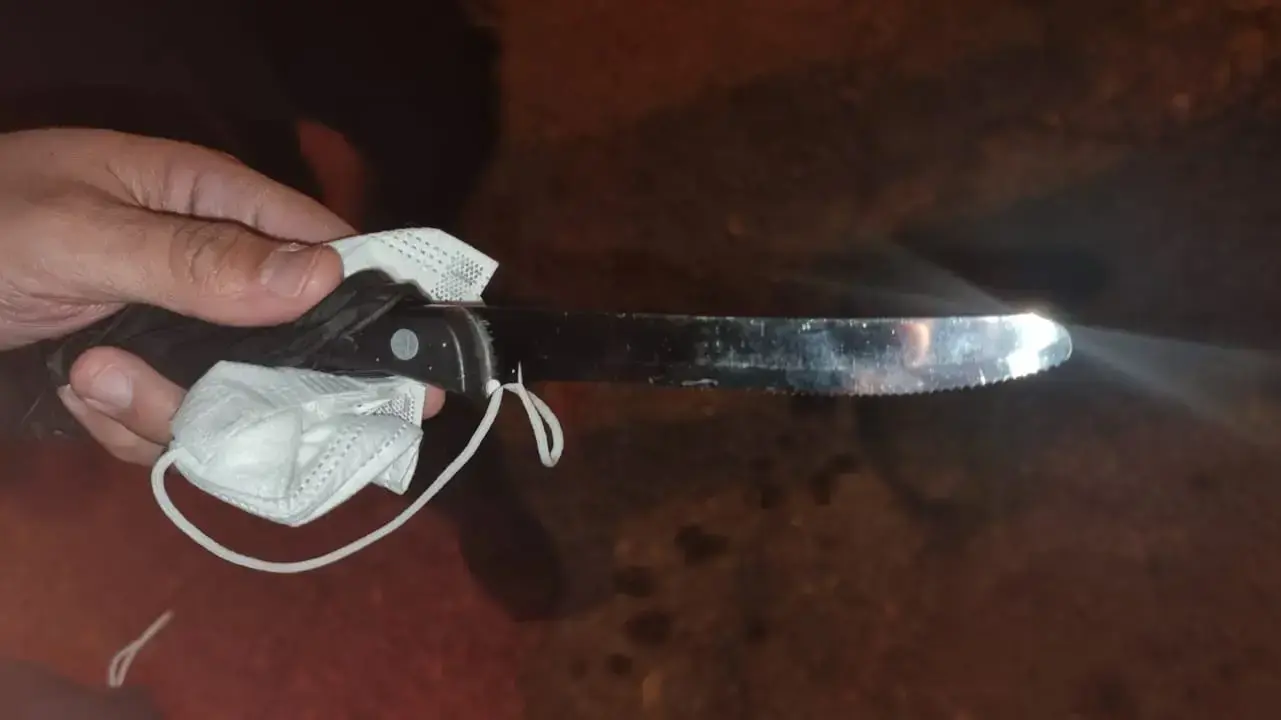 הסכין שנתפסה בזירת נסיון פיגוע דקירה בשער שכם, ירושלים, 19 בדצמבר 2021 הסכין שנתפסה בזירת נסיון פיגוע דקירה בשער שכם, ירושלים, 19 בדצמבר 2021