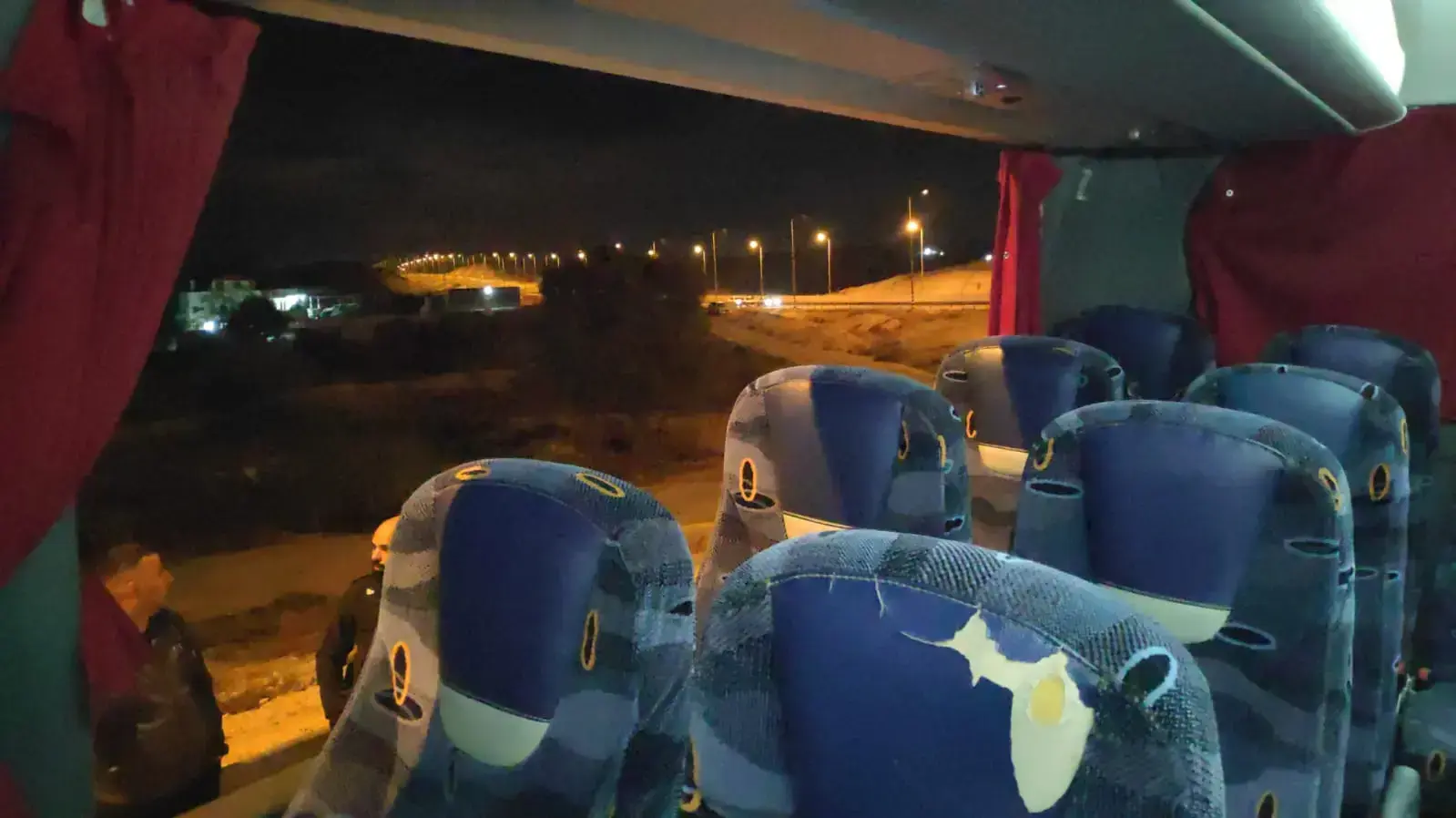 האוטובוס ממנו נפלו הילדות בכסייפה, 21 בדצמבר, 2021 האוטובוס ממנו נפלו הילדות בכסייפה, 21 בדצמבר, 2021