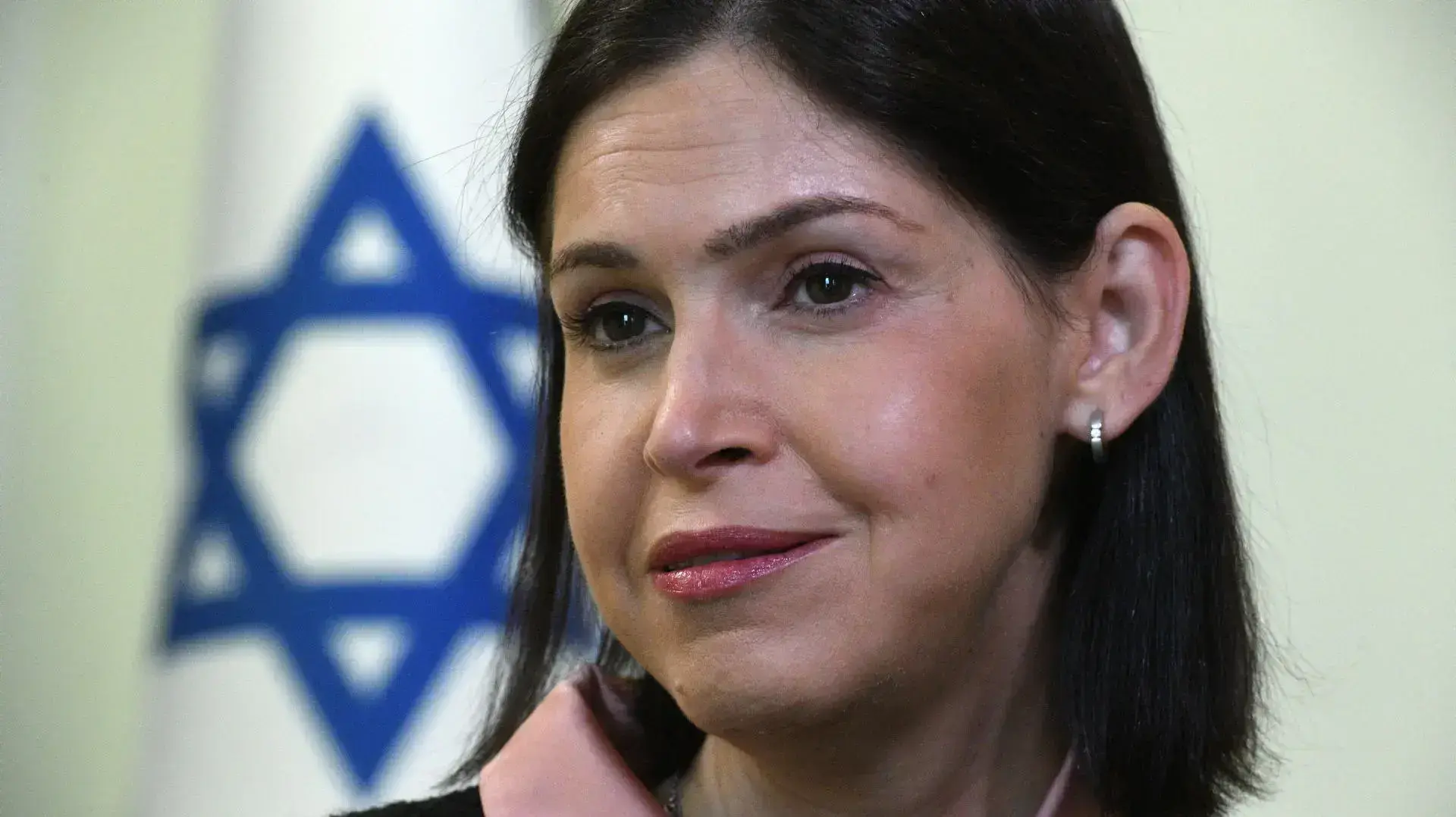 קארין אלהרר 6 קארין אלהרר 6