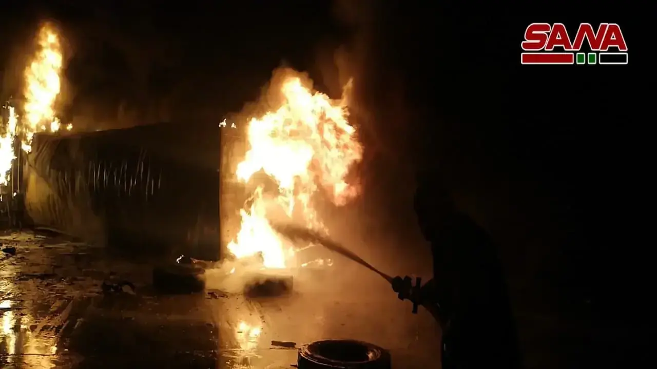 תקיפה המיוחסת לישראל בלטקיה (מתוך שידורי הטלוויזיה הסורית). 28 בדצמבר 2021