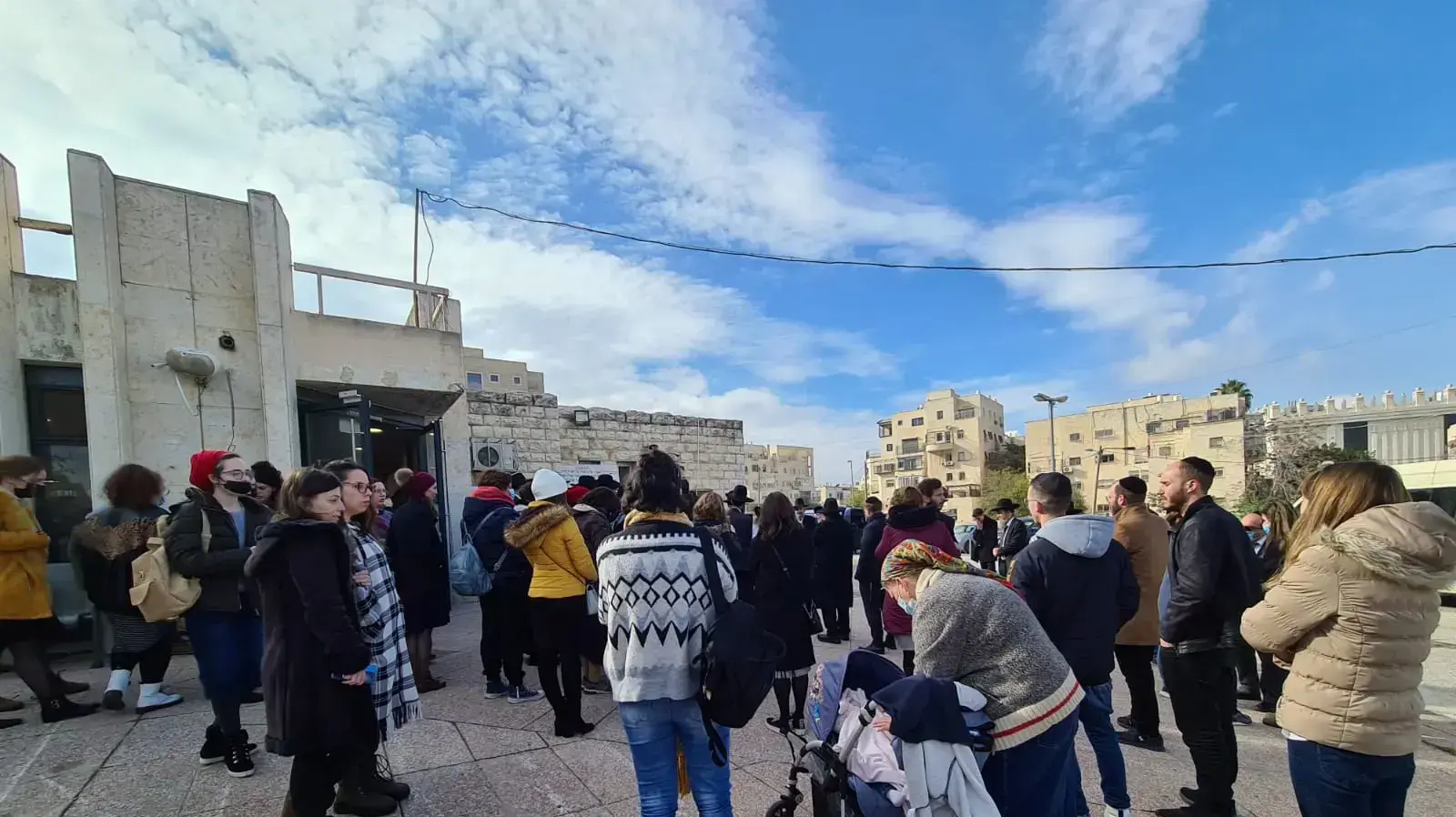 הלוויתה של צעירה ששמה קץ לחייה, ירושלים, 30 בדצמבר 2021 הלוויתה של צעירה ששמה קץ לחייה, ירושלים, 30 בדצמבר 2021