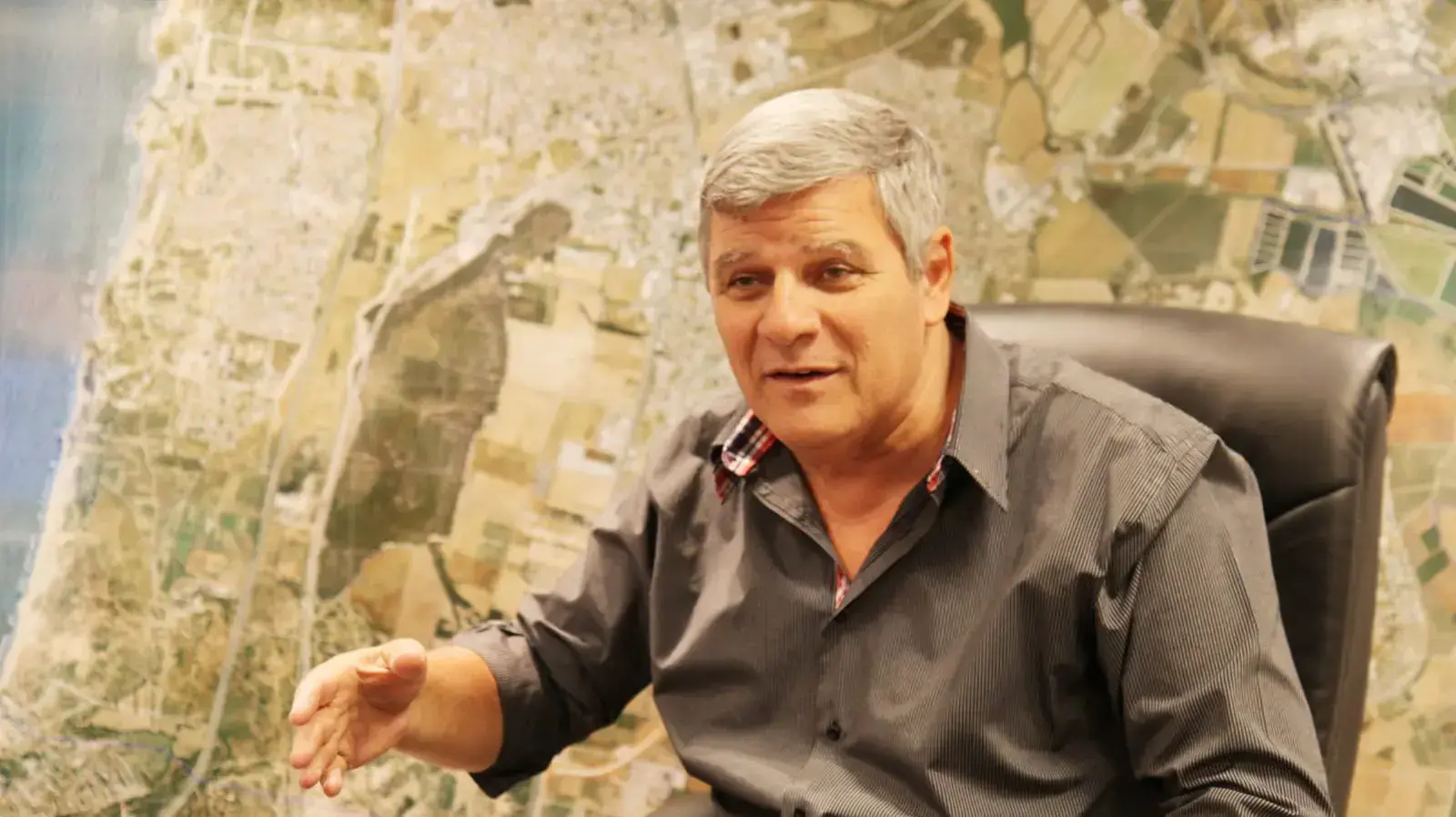 ראש העיר חדרה תא״ל מיל צביקה גנדלמן ראש העיר חדרה תא״ל מיל צביקה גנדלמן