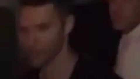 עידן רול תועד במסיבה צפופה ללא מסכה