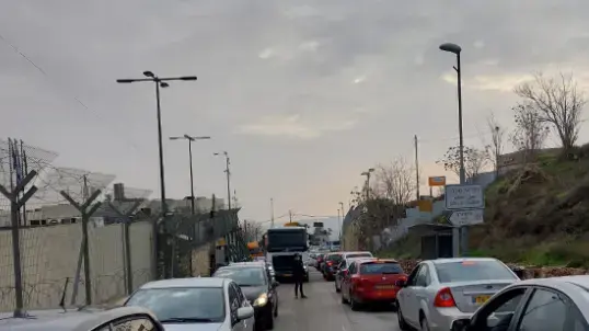 מתחם בדיקות קורונה בשכוננת ארמון הנציב/ג'בל מוכאבר בירושלים
2 בינואר 2022 מתחם בדיקות קורונה בשכוננת ארמון הנציב/ג'בל מוכאבר בירושלים
2 בינואר 2022