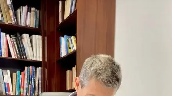 יועז הנדל יועז הנדל