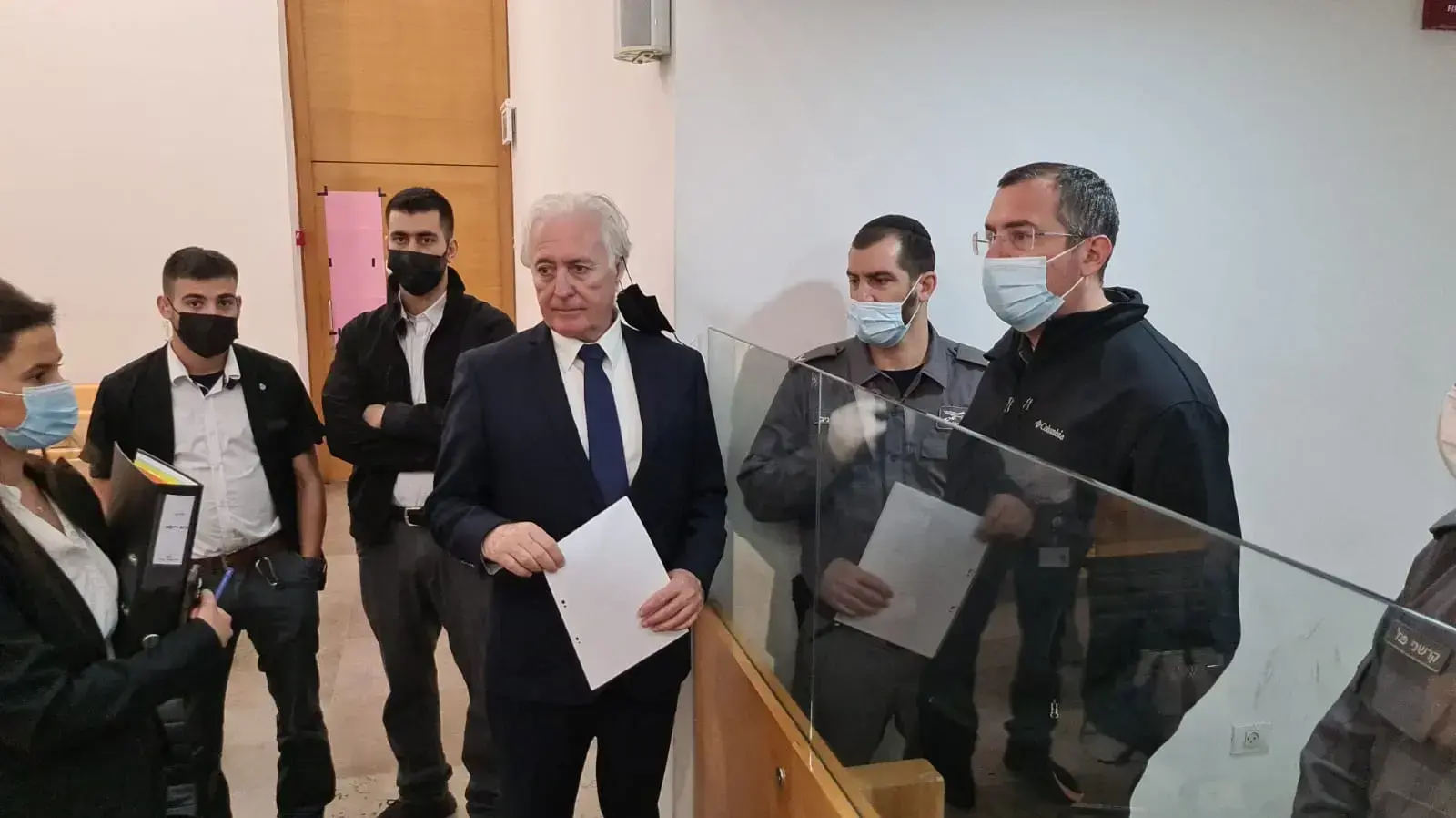 הארכת מעצר לד"ר גיא רופא בחשד לאונס, מעשים מגונים והטרדה מינית ב- 3 מטופלות, בימ"ש השלום חיפה, 3 בינואר 2022 הארכת מעצר לד"ר גיא רופא בחשד לאונס, מעשים מגונים והטרדה מינית ב- 3 מטופלות, בימ"ש השלום חיפה, 3 בינואר 2022