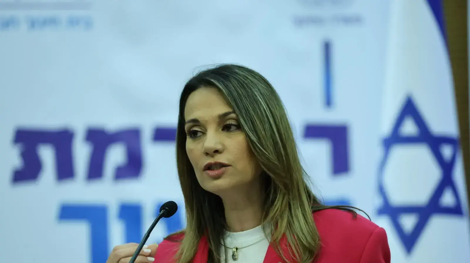 שרת החינוך יפעת שאשא ביטון במסע"ת חשיפת רפורמת הגיל-הרך, כנסת, 5 בינואר 2022 שרת החינוך יפעת שאשא ביטון במסע"ת חשיפת רפורמת הגיל-הרך, כנסת, 5 בינואר 2022