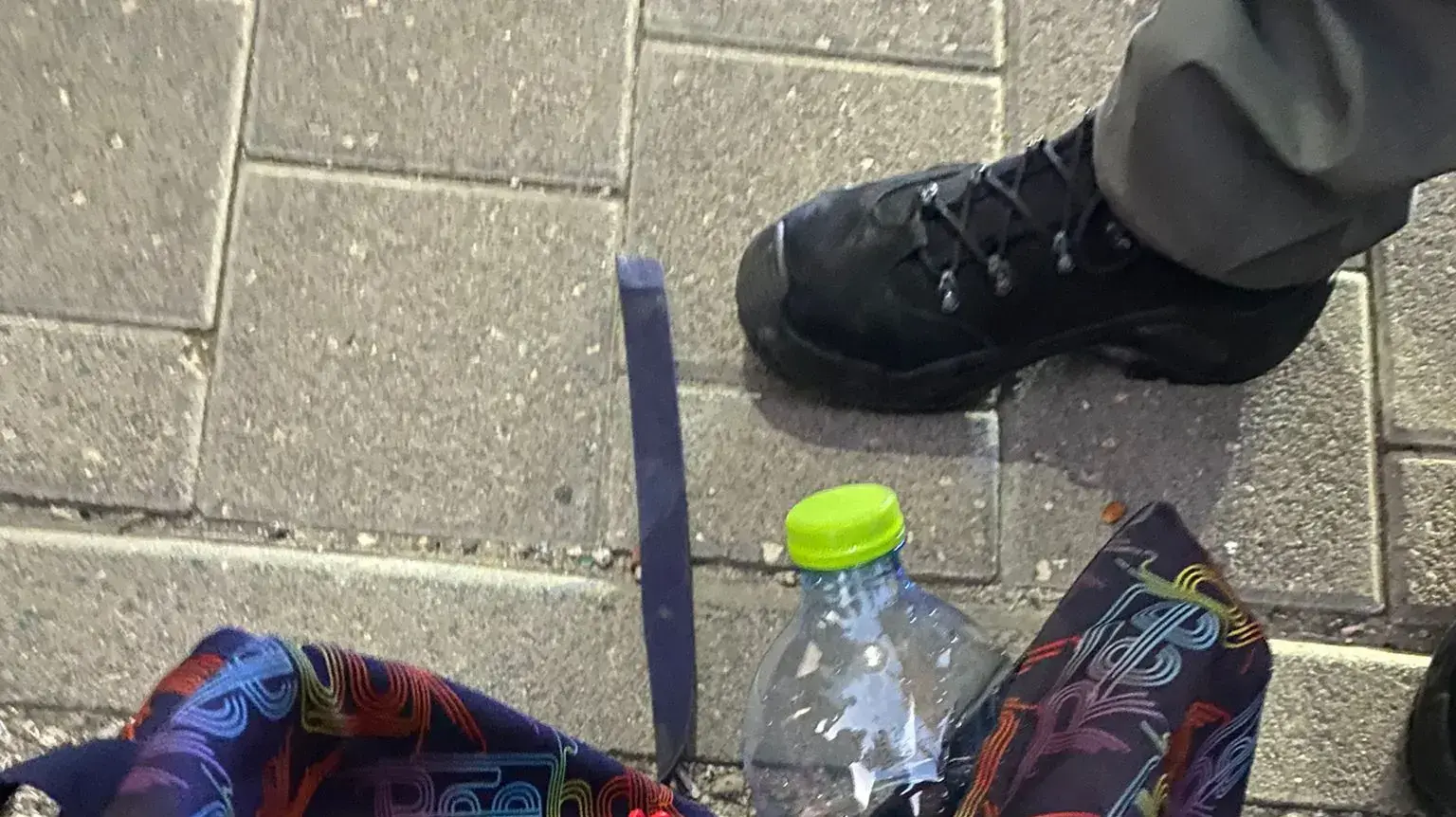 אבוקה שהוסלקה בתיק באוטובוס אוהדי כדורגל לפני תחילת משחק באיצטדיון בלומפילד, ונמצאה על ידי המשטרה. 8 בינואר 2022 אבוקה שהוסלקה בתיק באוטובוס אוהדי כדורגל לפני תחילת משחק באיצטדיון בלומפילד, ונמצאה על ידי המשטרה. 8 בינואר 2022