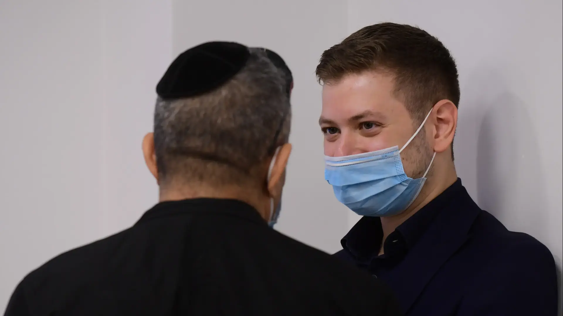 יאיר נתניהו בקדם משפט תביעת לשון הרע שהגישו משפחת נתניהו נגד אהוד אולמרט, בימ"ש השלום ת"א, 10 בינואר 2021 יאיר נתניהו בקדם משפט תביעת לשון הרע שהגישו משפחת נתניהו נגד אהוד אולמרט, בימ"ש השלום ת"א, 10 בינואר 2021