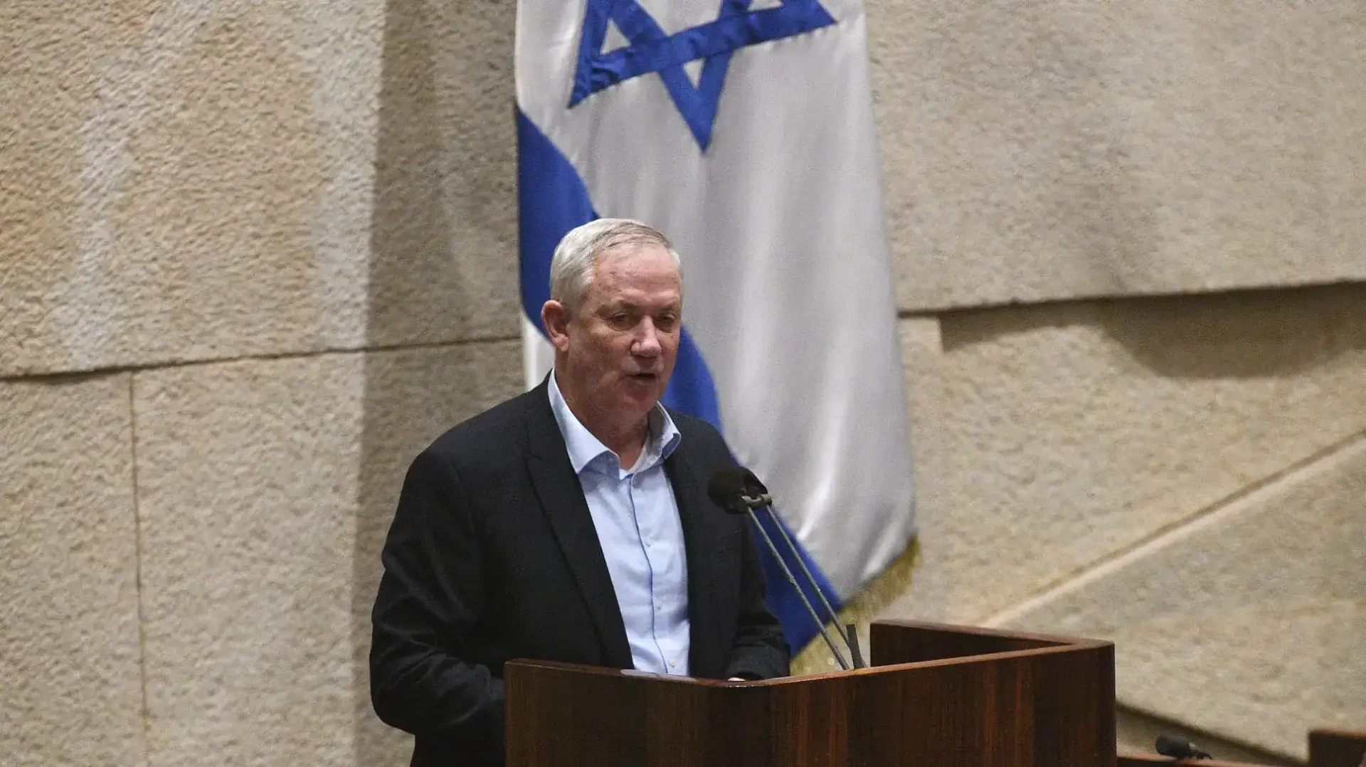 שר הביטחון, בני גנץ במהלך נאומו במליאת הכנסת 17 בינואר 2022 שר הביטחון, בני גנץ במהלך נאומו במליאת הכנסת 17 בינואר 2022